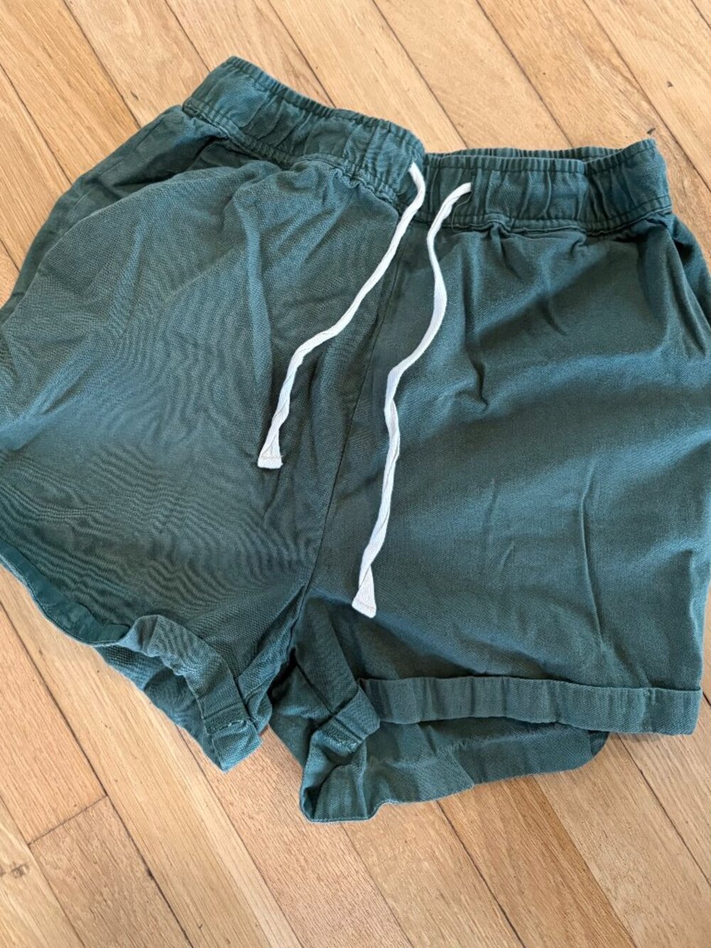 TWIK Simons Green Pull-On Drawstring Shorts Cuffed Hem Size S